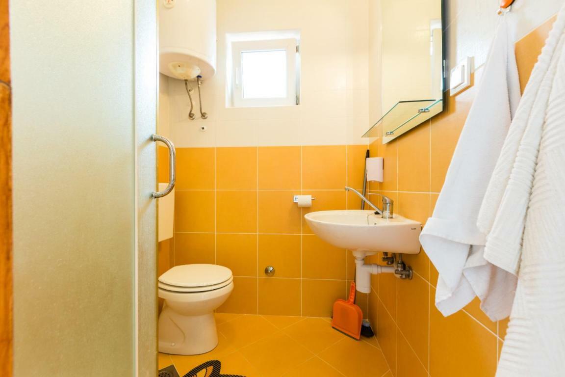 מאנדרה Apartmani Filip מראה חיצוני תמונה