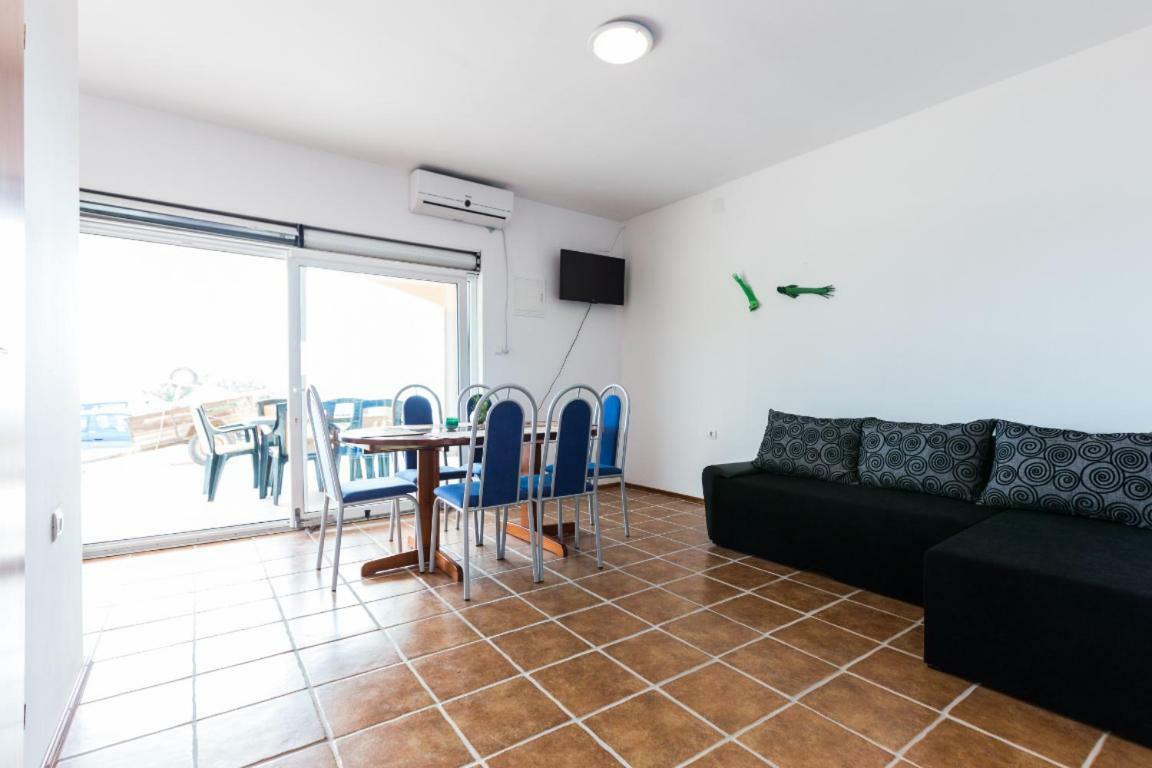 מאנדרה Apartmani Filip מראה חיצוני תמונה