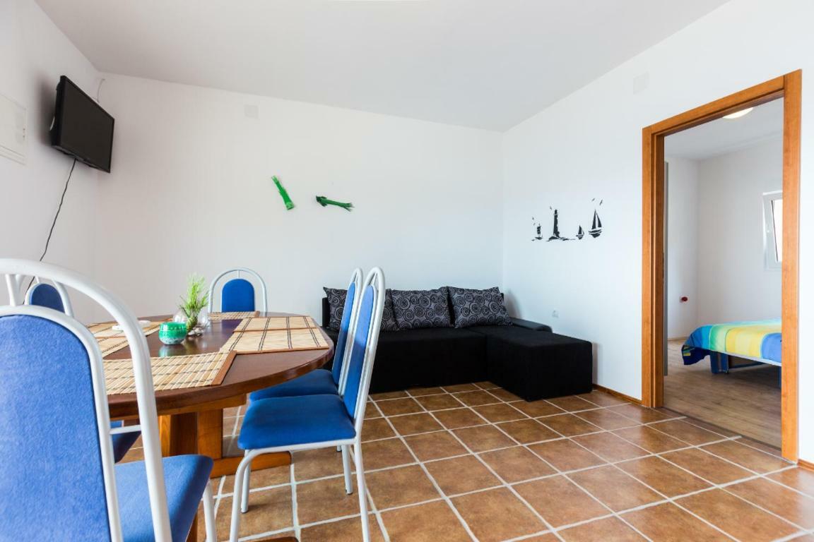 מאנדרה Apartmani Filip מראה חיצוני תמונה